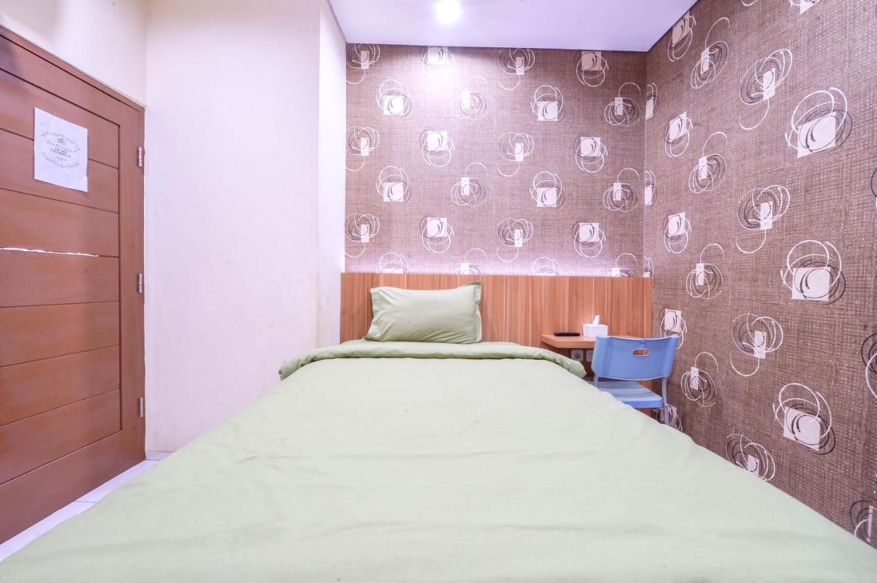Green Apple Residence Jakarta Buitenkant foto