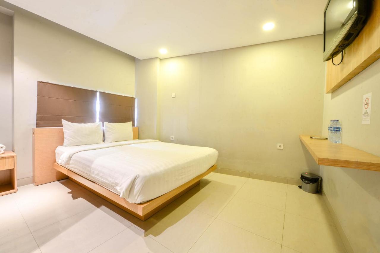 Green Apple Residence Jakarta Buitenkant foto
