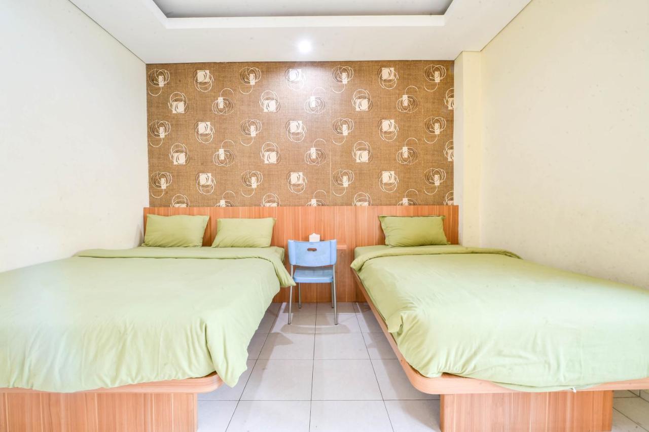 Green Apple Residence Jakarta Buitenkant foto