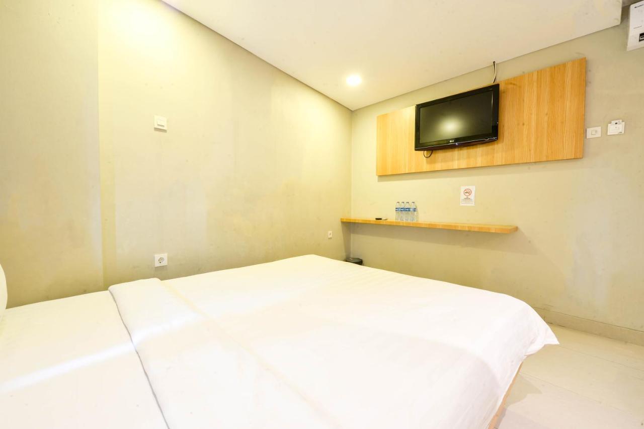 Green Apple Residence Jakarta Buitenkant foto