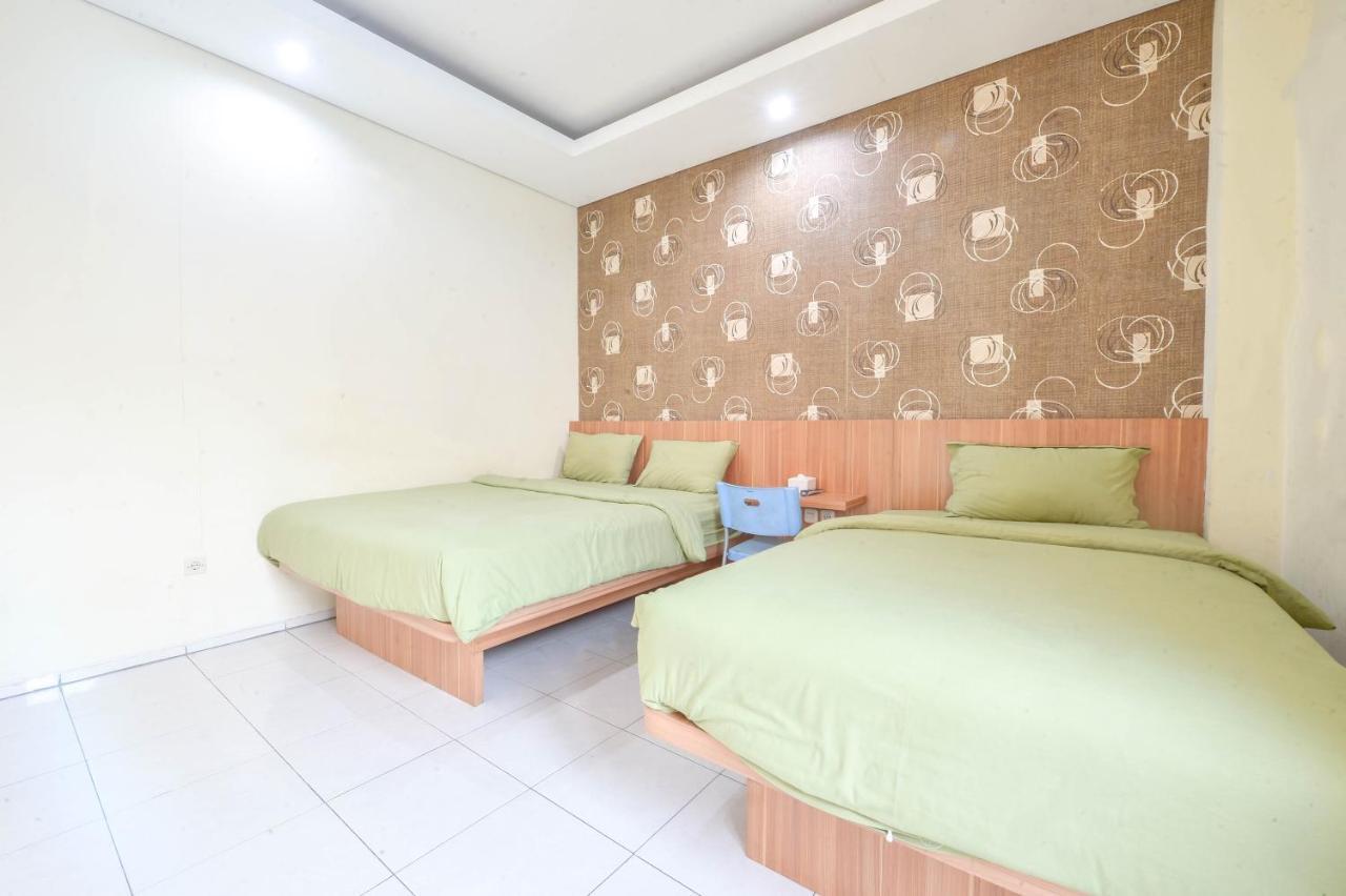 Green Apple Residence Jakarta Buitenkant foto